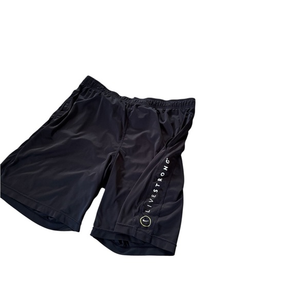 VTG Y2K Nike Livestrong Shorts Mens XL Black Dri-Fit Pockets Lance Armstrong - Picture 2 of 6